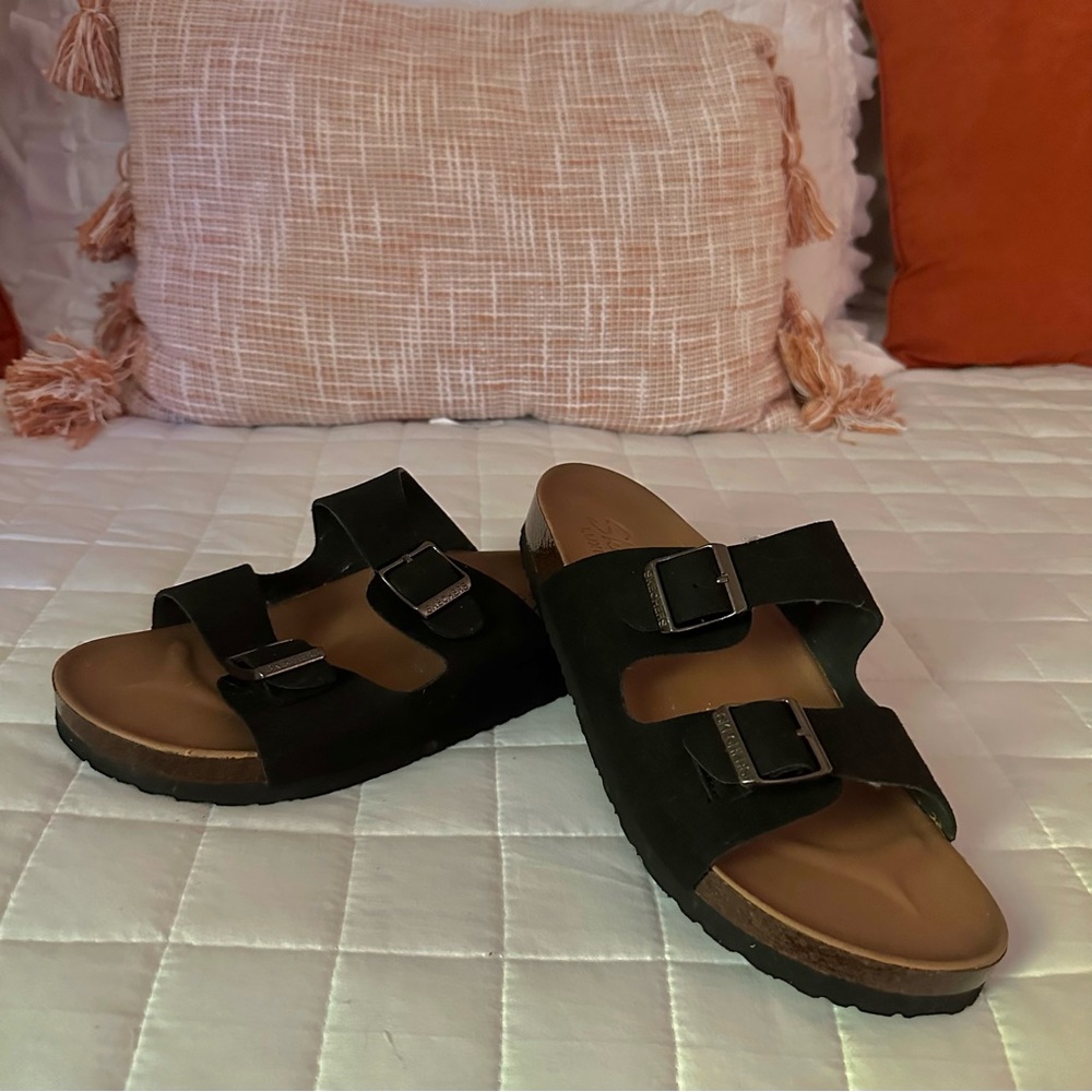 Black Sketchers Luxefoam Sandals